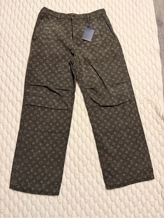 Louis Vuitton Other - Louis Vuitton Men's Dark Brown Monogram Cargo Pants